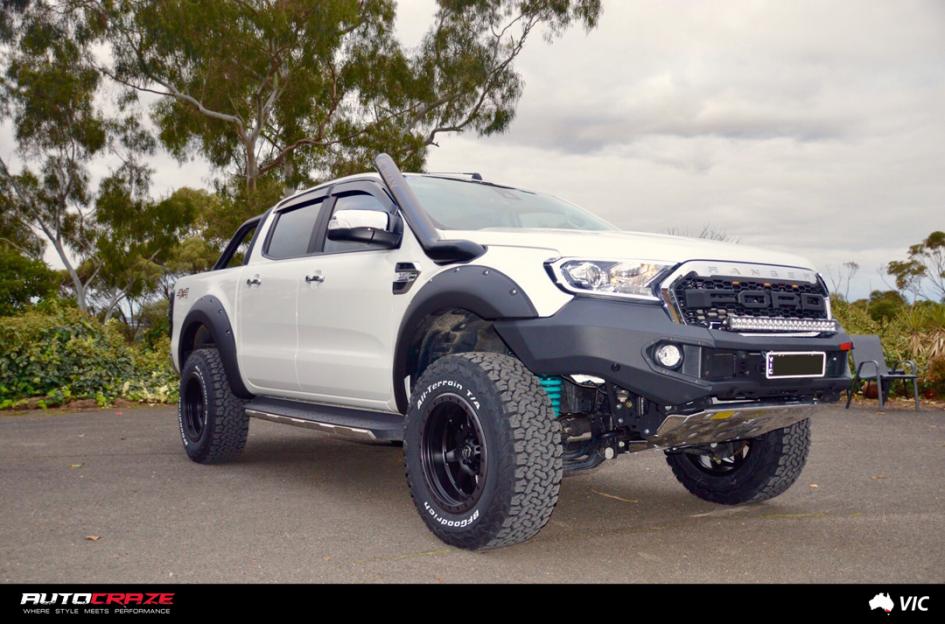 FORD-RANGER-TROPHY-MATTE-BLACK-WITH-ANTHRACITE-RING